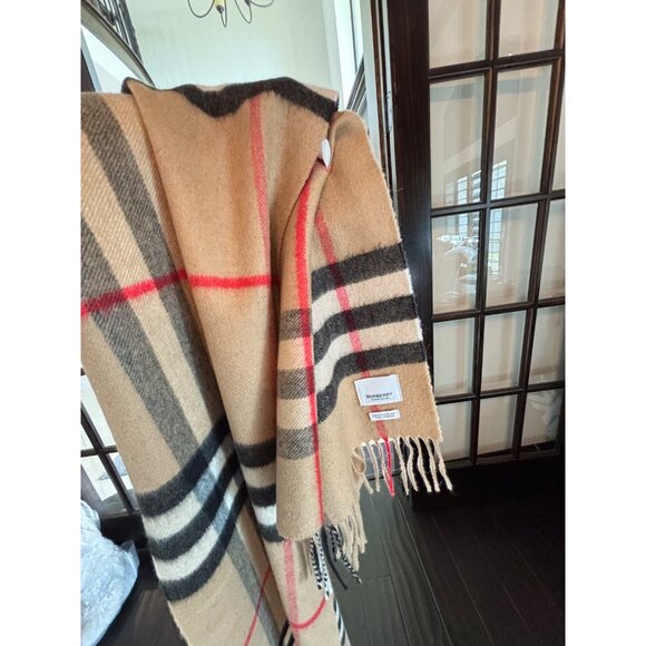 BURBERRY Giant Check Cashmere scarf  Archive Beige Color - Picture 4 of 6